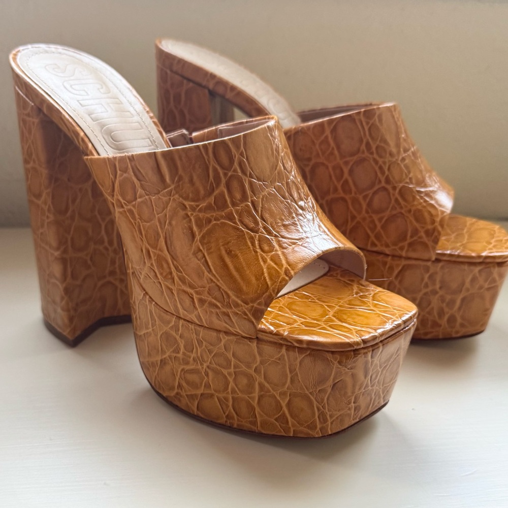 SCHUTZ Croc-Embossed Platform Mules in Cognac Tan - Picture 2 of 8